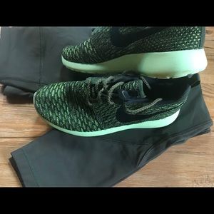 Nike runners. Good condition